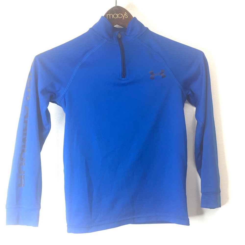 Under Armour YXS Boy.          M72